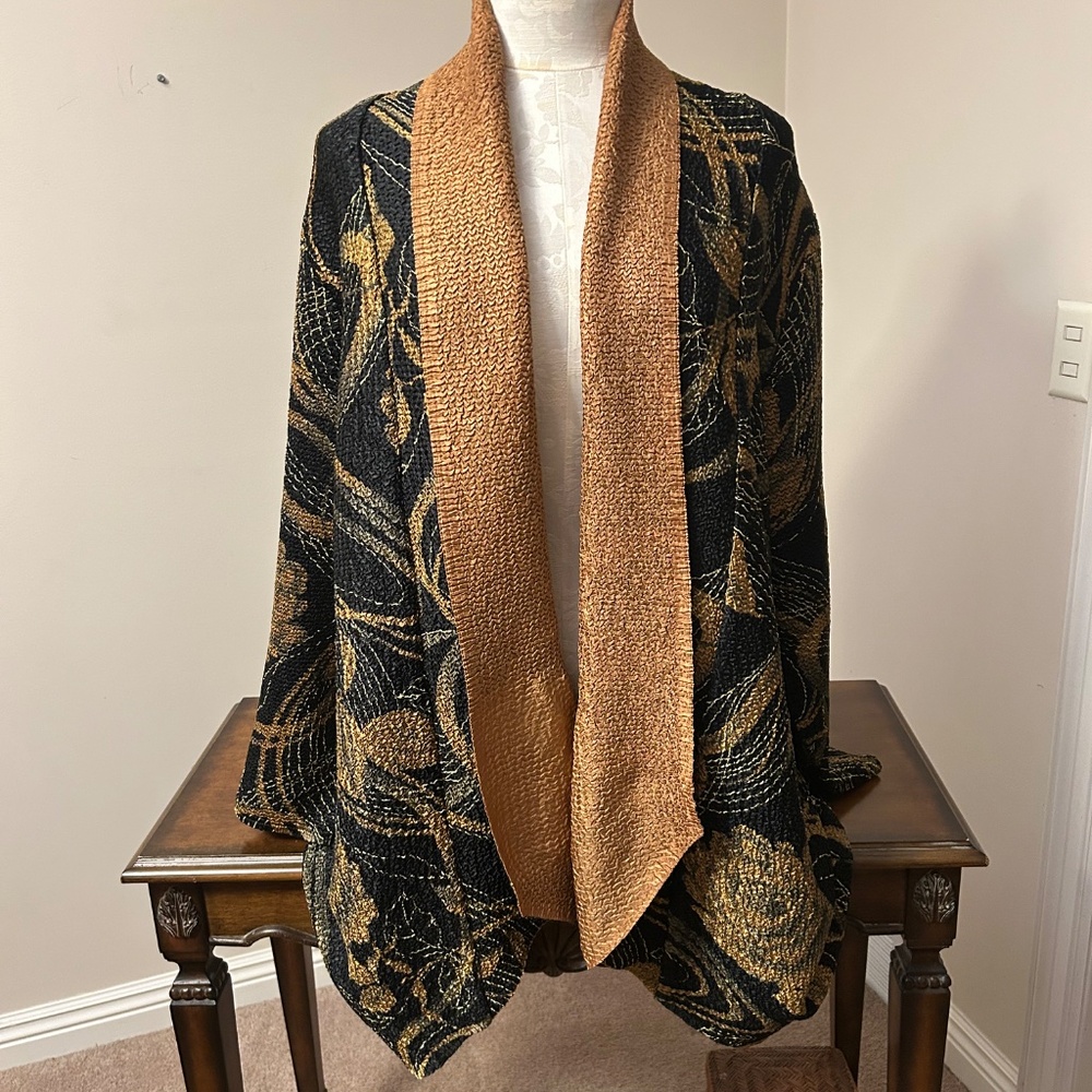 Gold and black floral beautiful long jacket or duster, one size fits most